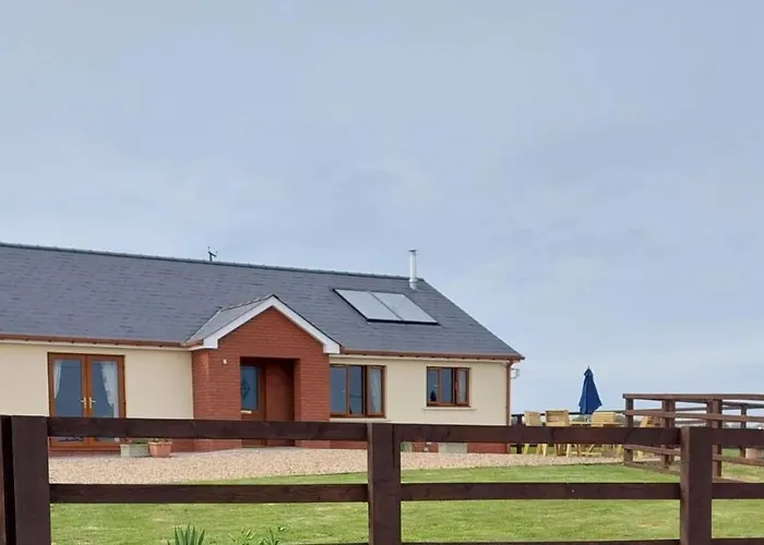 Sunny Bank- Countryside Escape With Private Hot Tub And Countryside Views