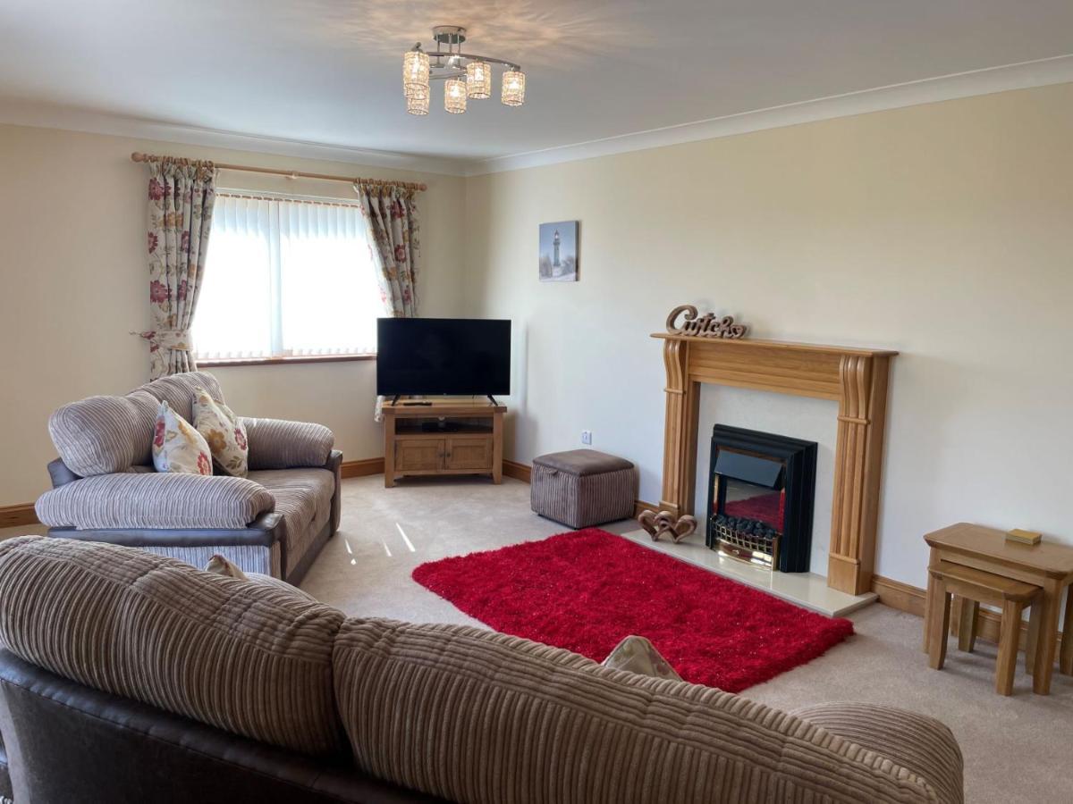 Sunny Bank- Countryside Escape With Private Hot Tub And Countryside Views
