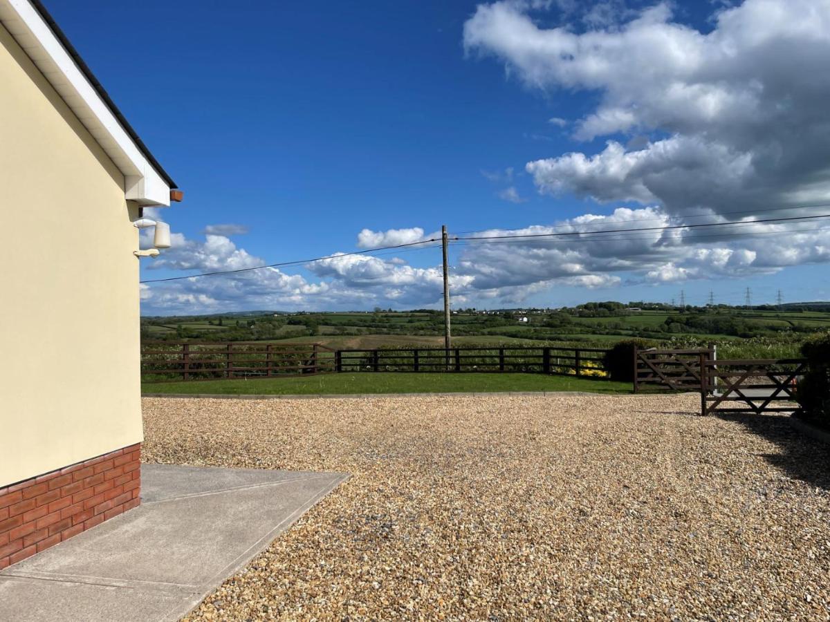 Sunny Bank- Countryside Escape With Private Hot Tub And Countryside Views * Carmarthen