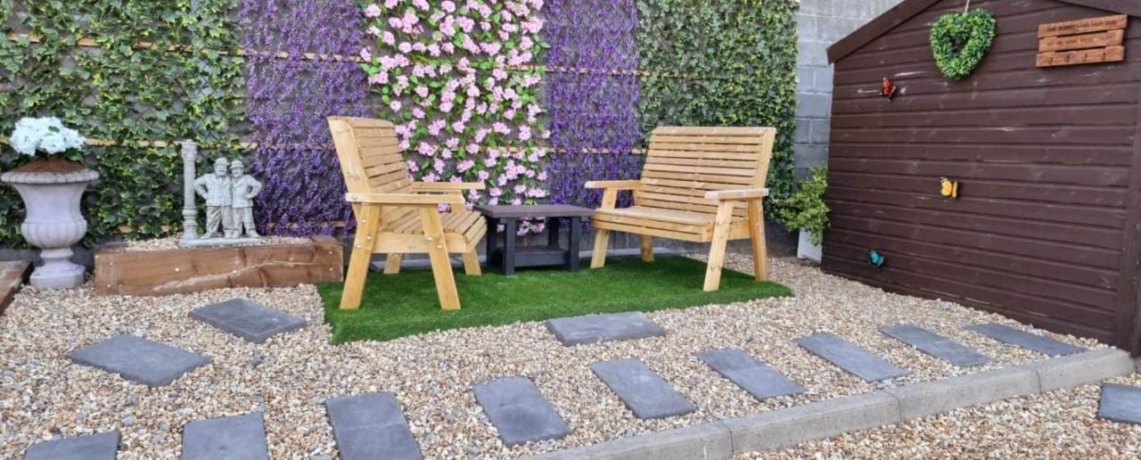 Sunny Bank- Countryside Escape With Private Hot Tub And Countryside Views Holiday home